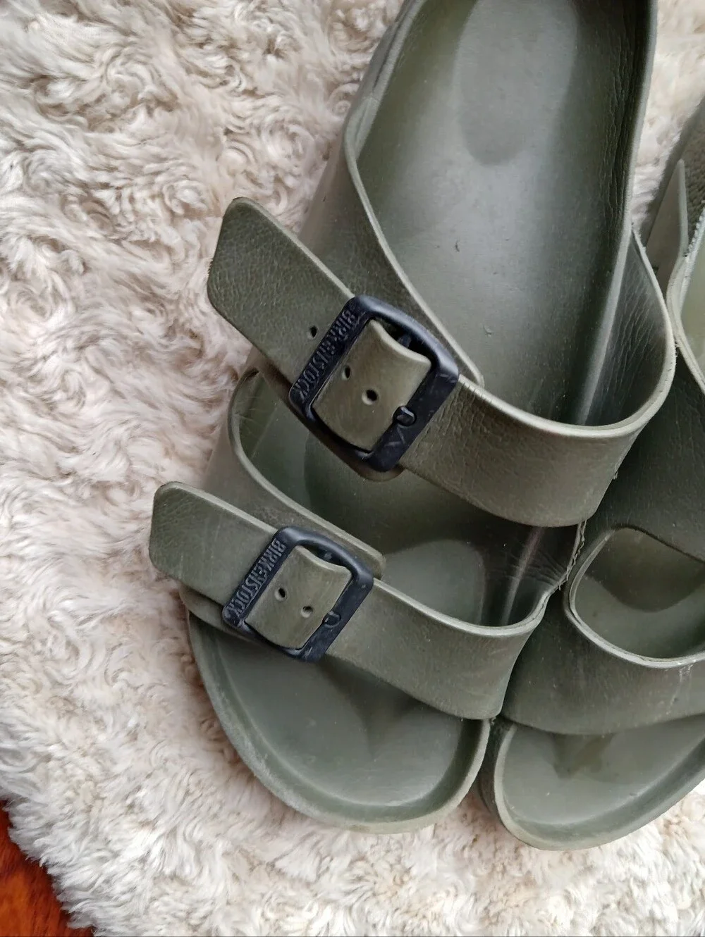 💎 Birkenstock Men's Arizona Stealth Buckle  Sandals